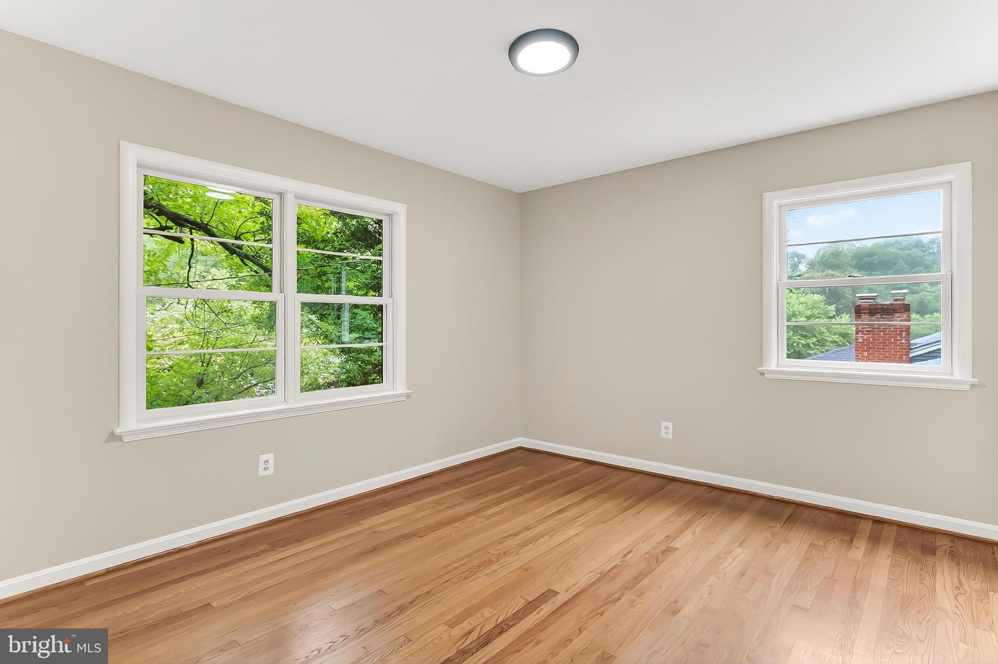 RAVENWOOD PARK - Residential