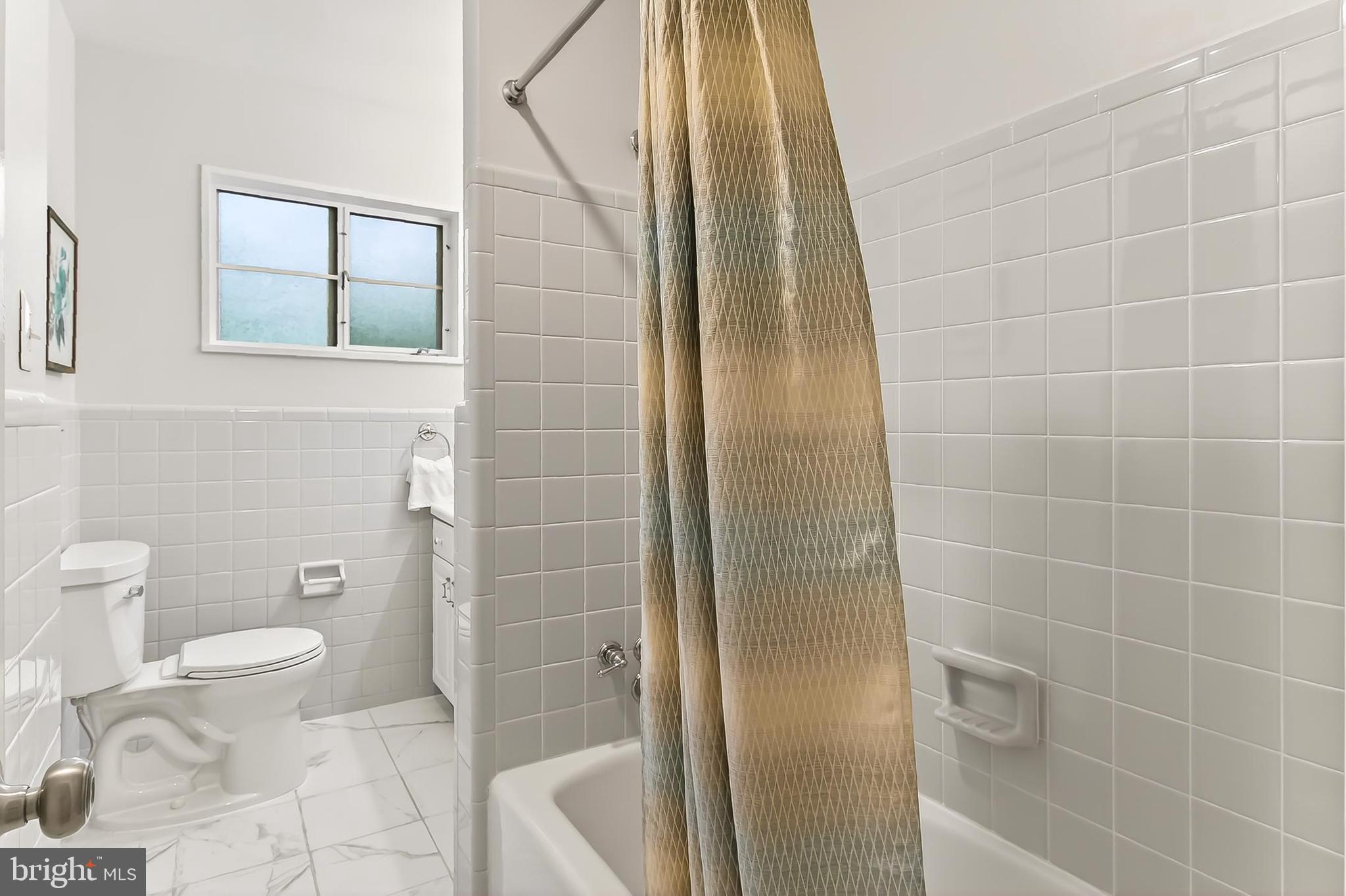 RAVENWOOD PARK - Residential