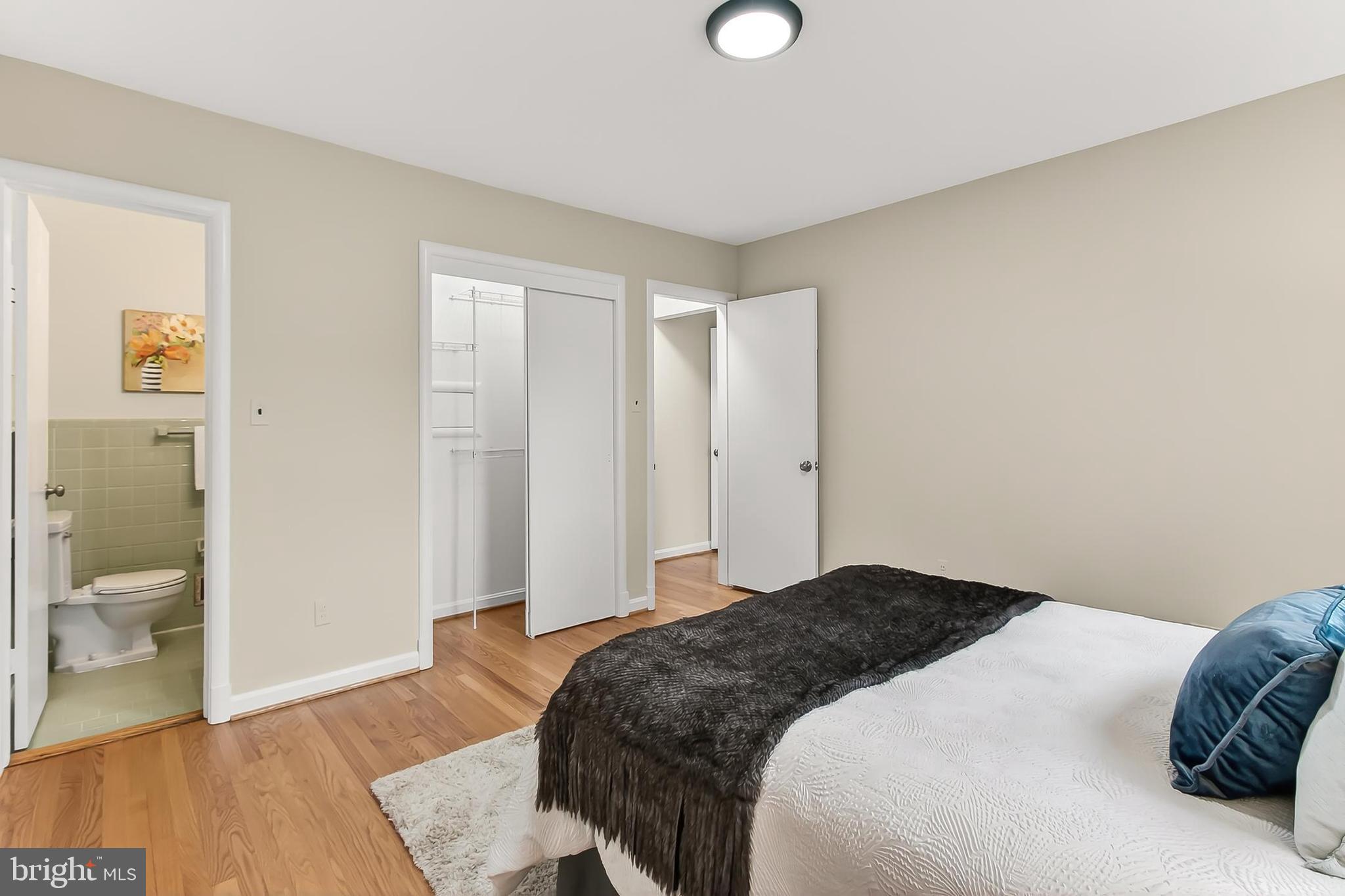 RAVENWOOD PARK - Residential