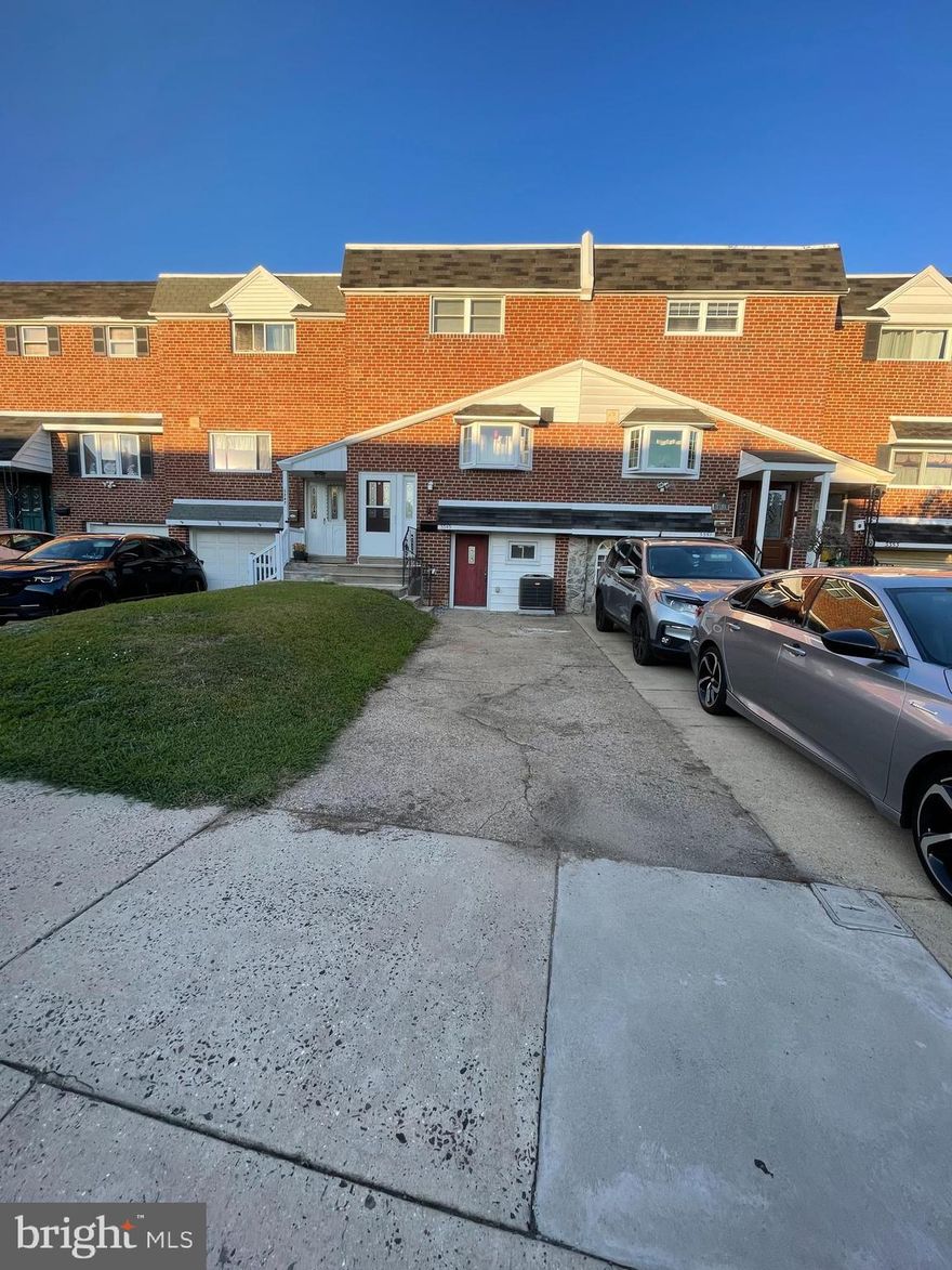 Welcome to your new home in the popular Parkwood neighborhood! Just minutes from Woodhaven Road and I-95, this move-in-ready 3-bedroom home has been updated with a new HVAC system, roof, stainless steel appliances, light fixtures, and a fully renovated bathroom. The bright eat-in kitchen makes mealtime easy, and upstairs you’ll find three comfortable bedrooms with fresh paint and new carpet. The finished basement is perfect for relaxing. Step outside to enjoy the fenced backyard—ideal for gatherings or quiet evenings.