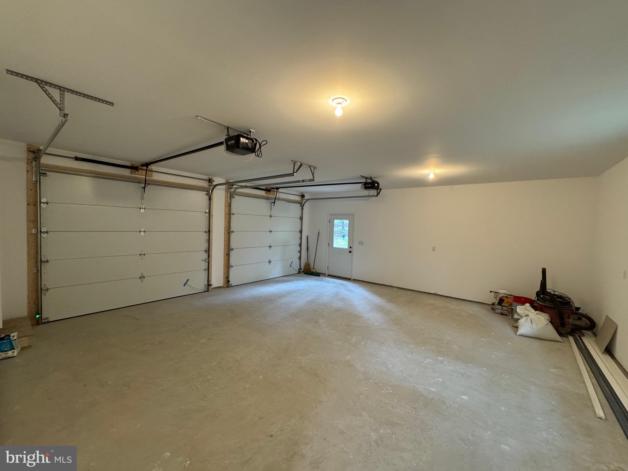 SLEEPY KNOLLS - Residential