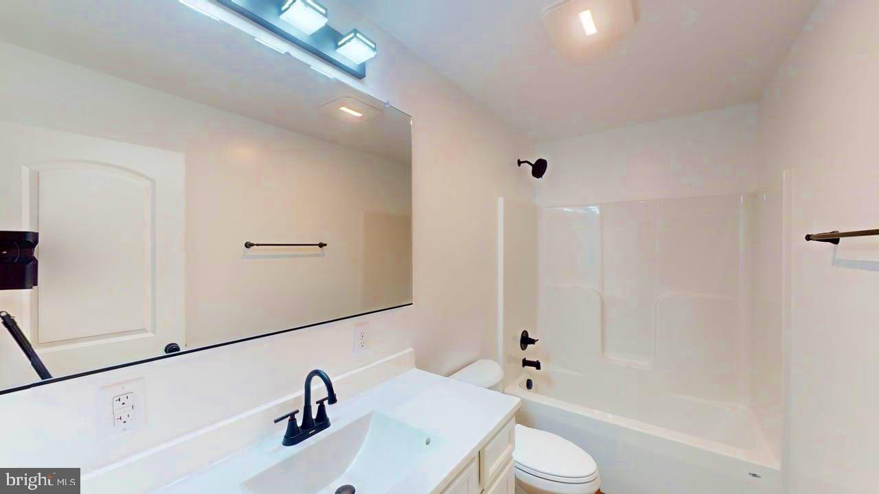 SLEEPY KNOLLS - Residential