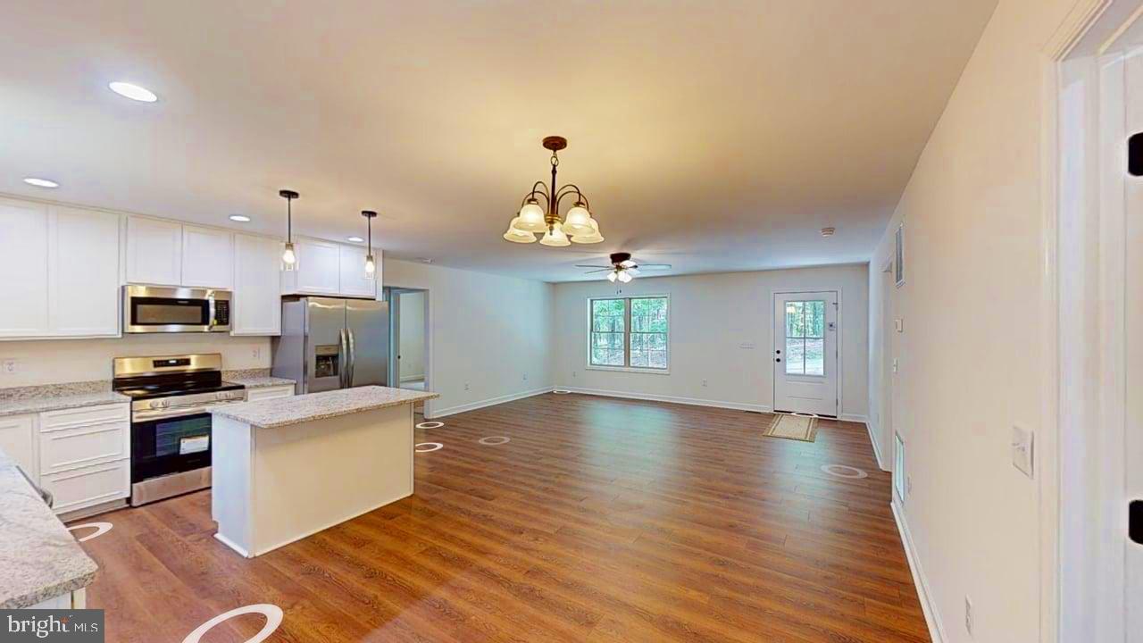 SLEEPY KNOLLS - Residential