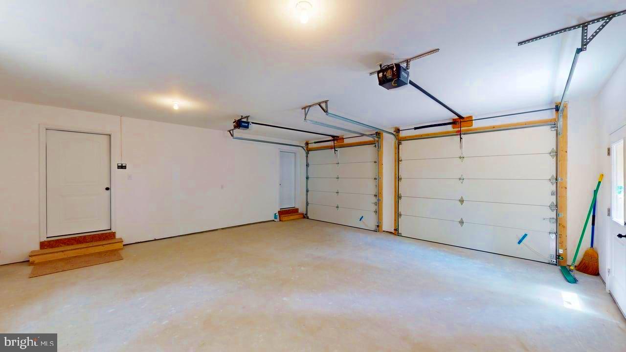 SLEEPY KNOLLS - Residential