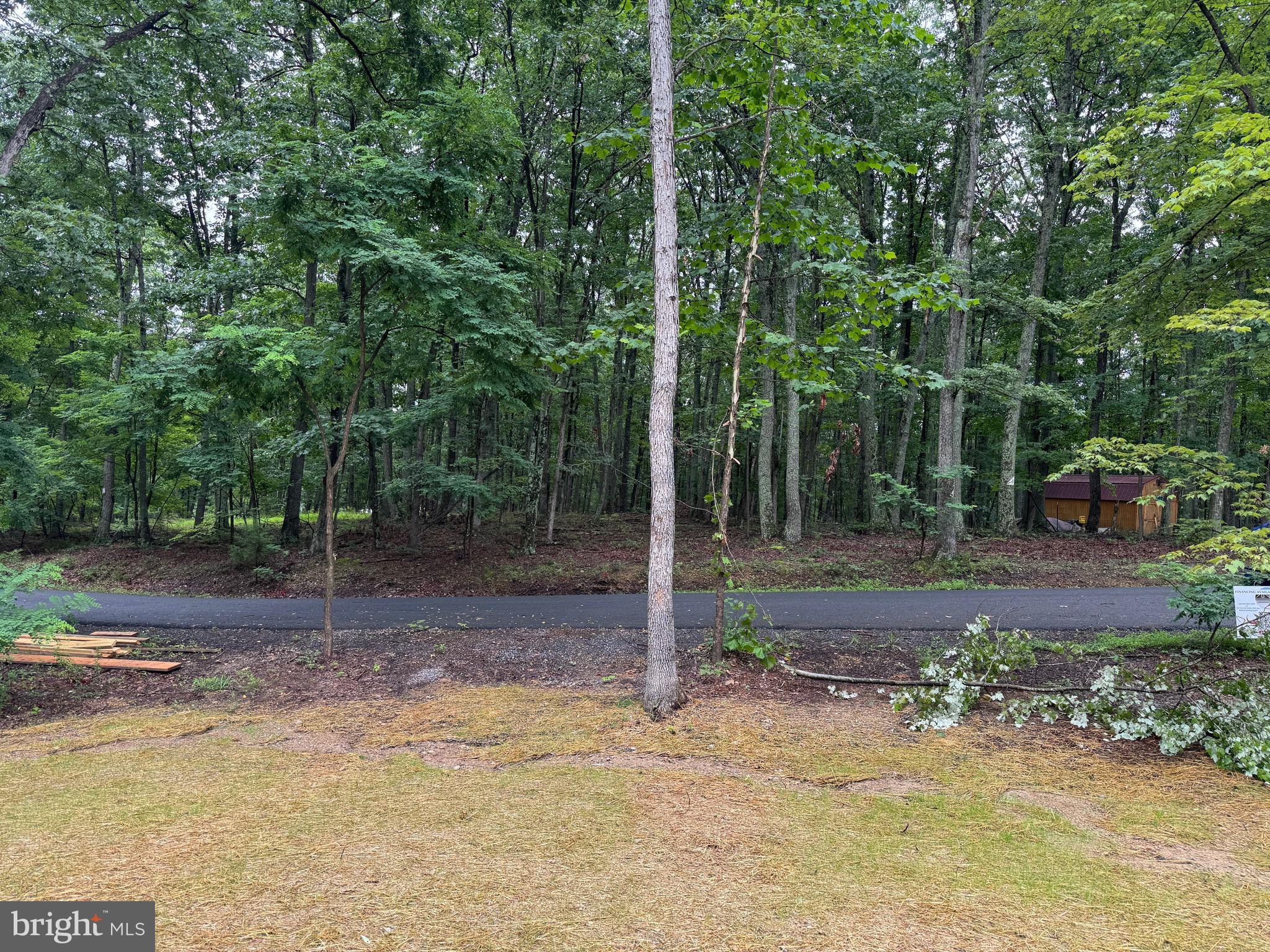 SLEEPY KNOLLS - Residential