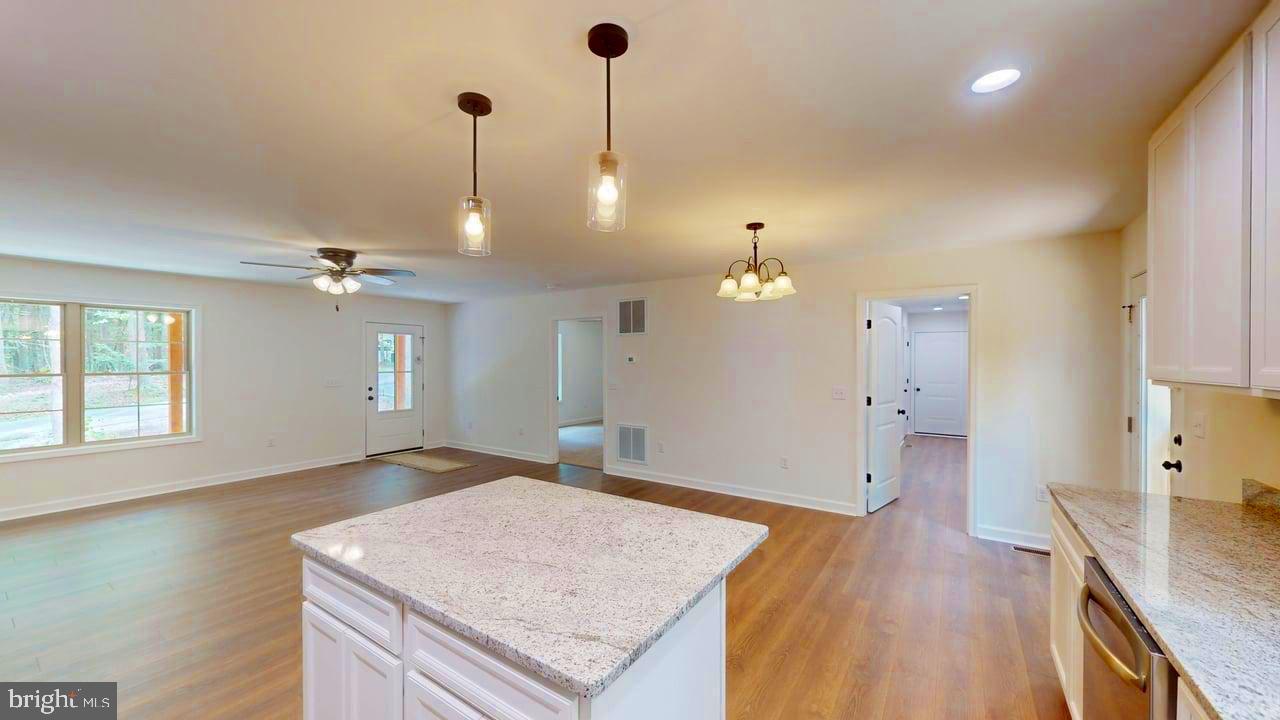 SLEEPY KNOLLS - Residential