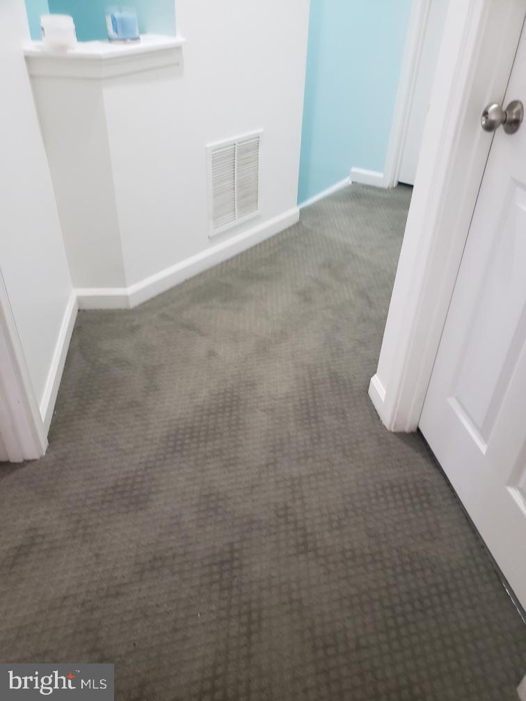 LINCOLN - Residential Lease