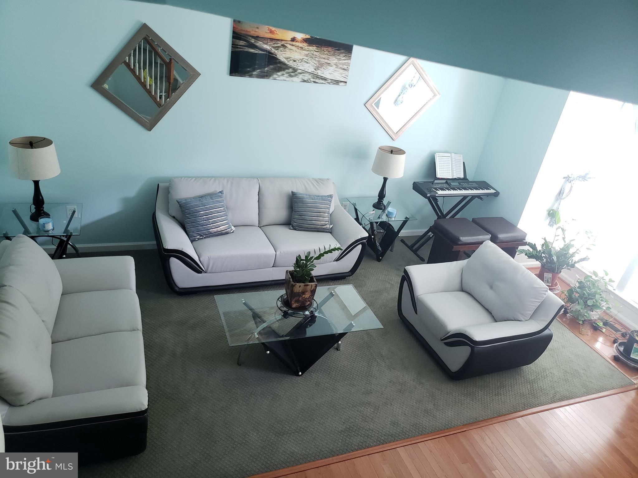 LINCOLN - Residential Lease