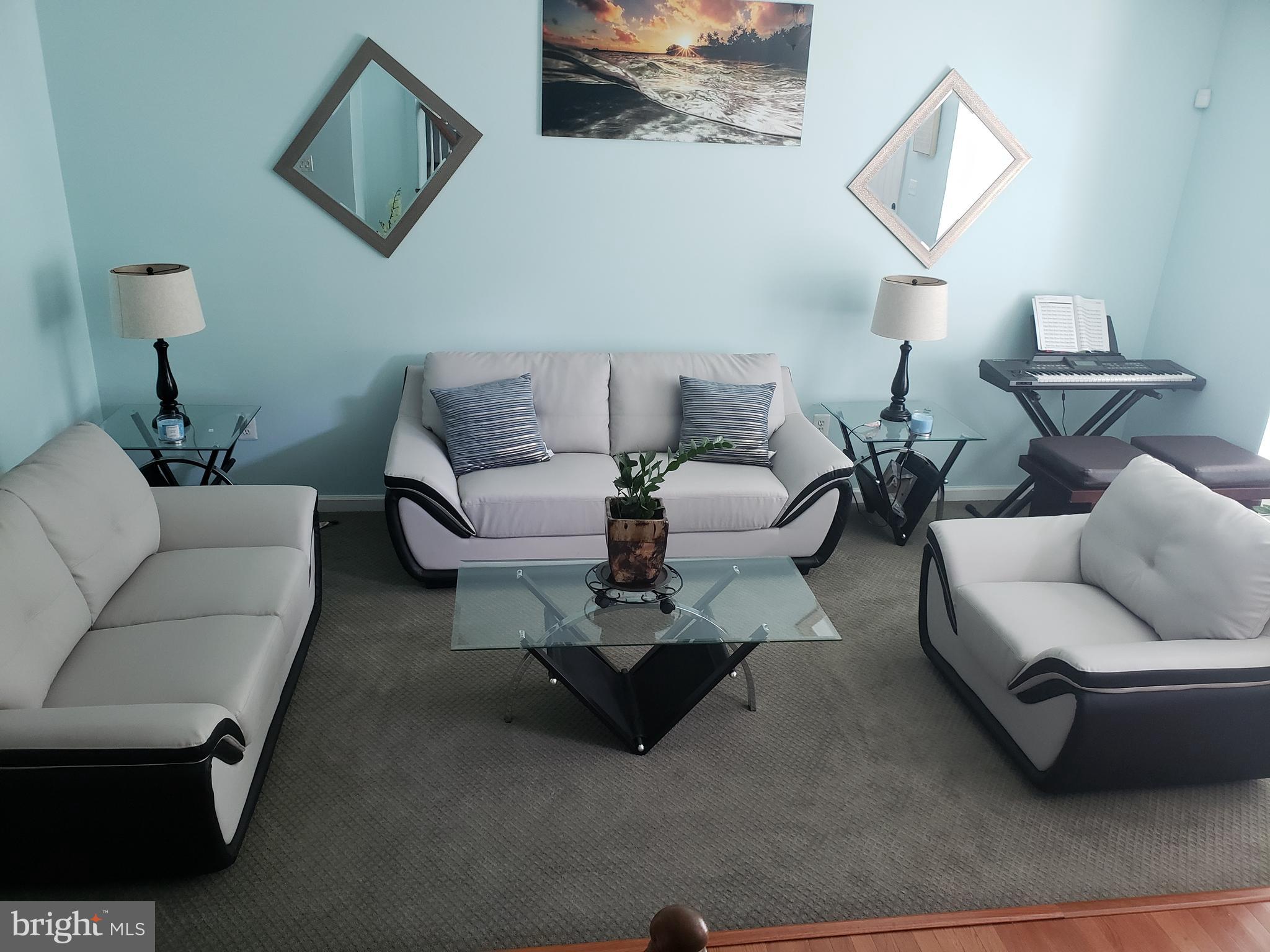 LINCOLN - Residential Lease