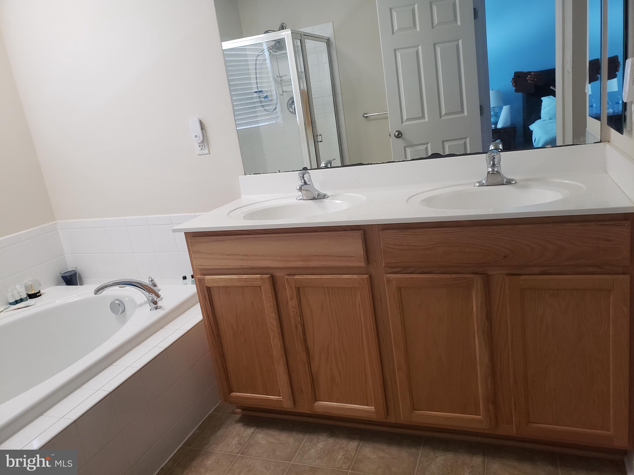 LINCOLN - Residential Lease