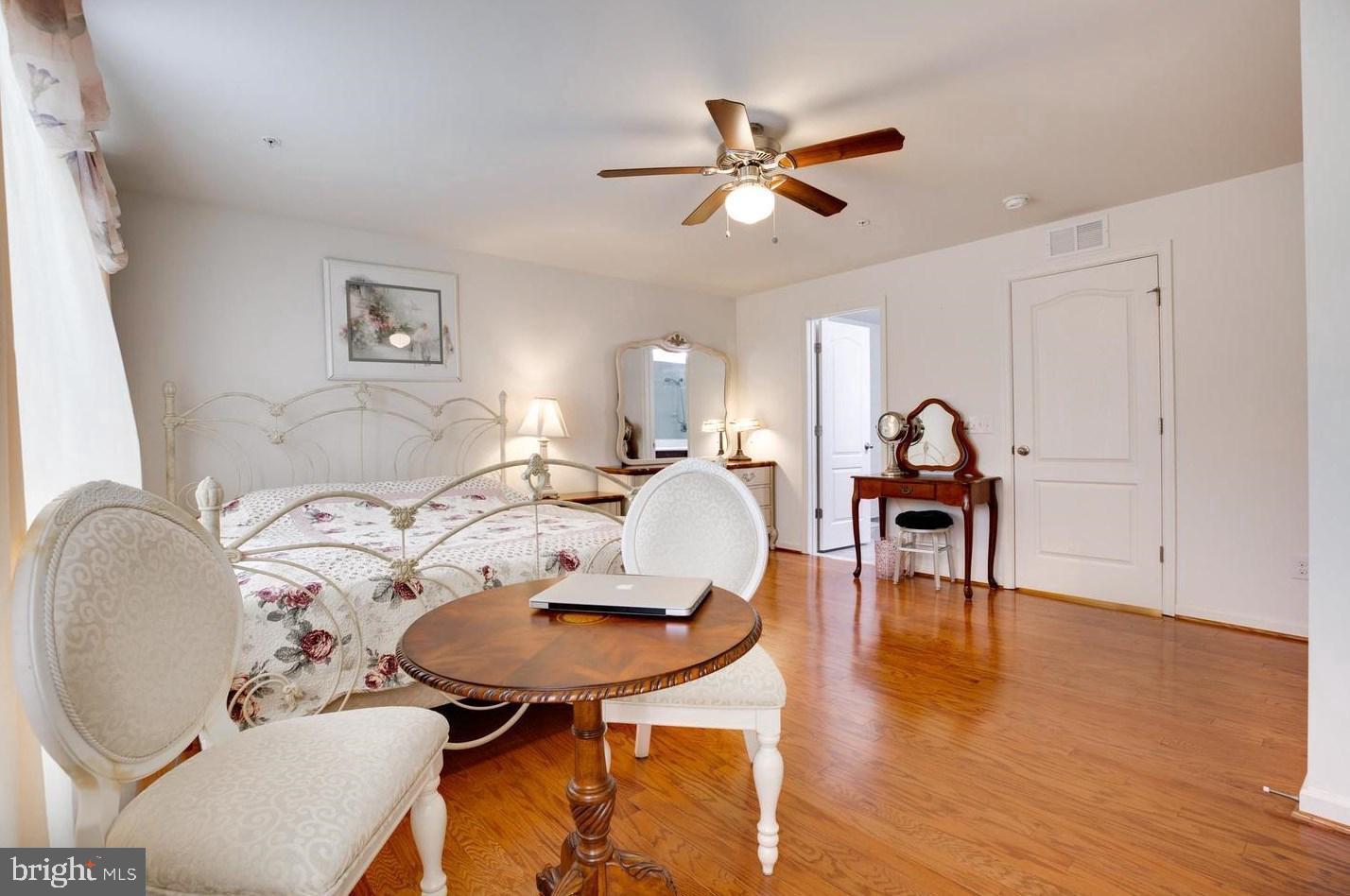 RESIDENCES AT CHERRY HILL - Residential Lease