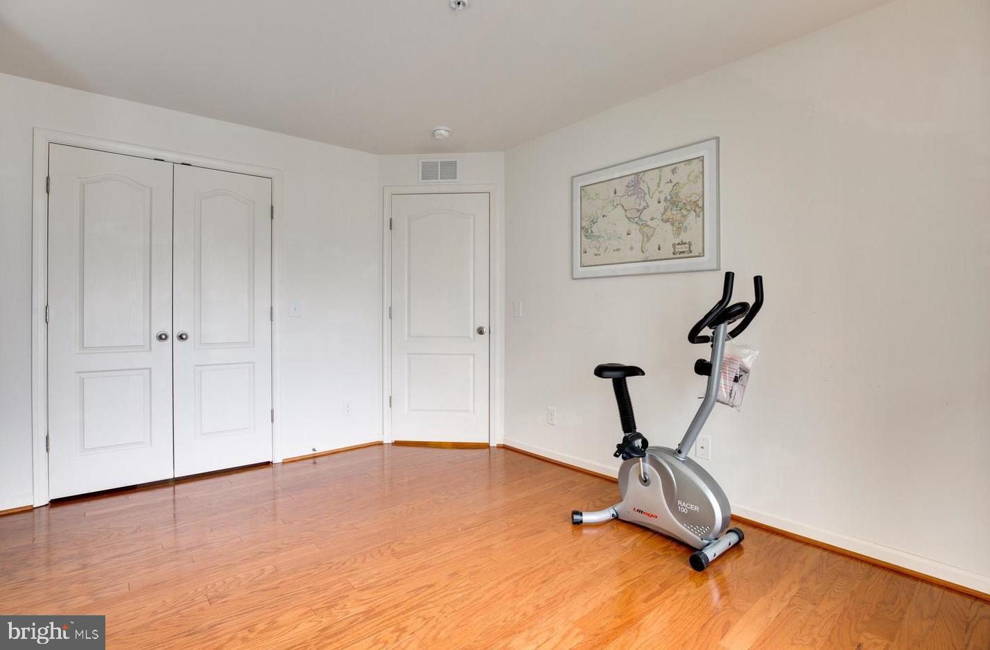 RESIDENCES AT CHERRY HILL - Residential Lease