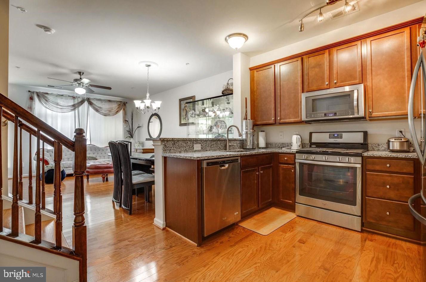 RESIDENCES AT CHERRY HILL - Residential Lease