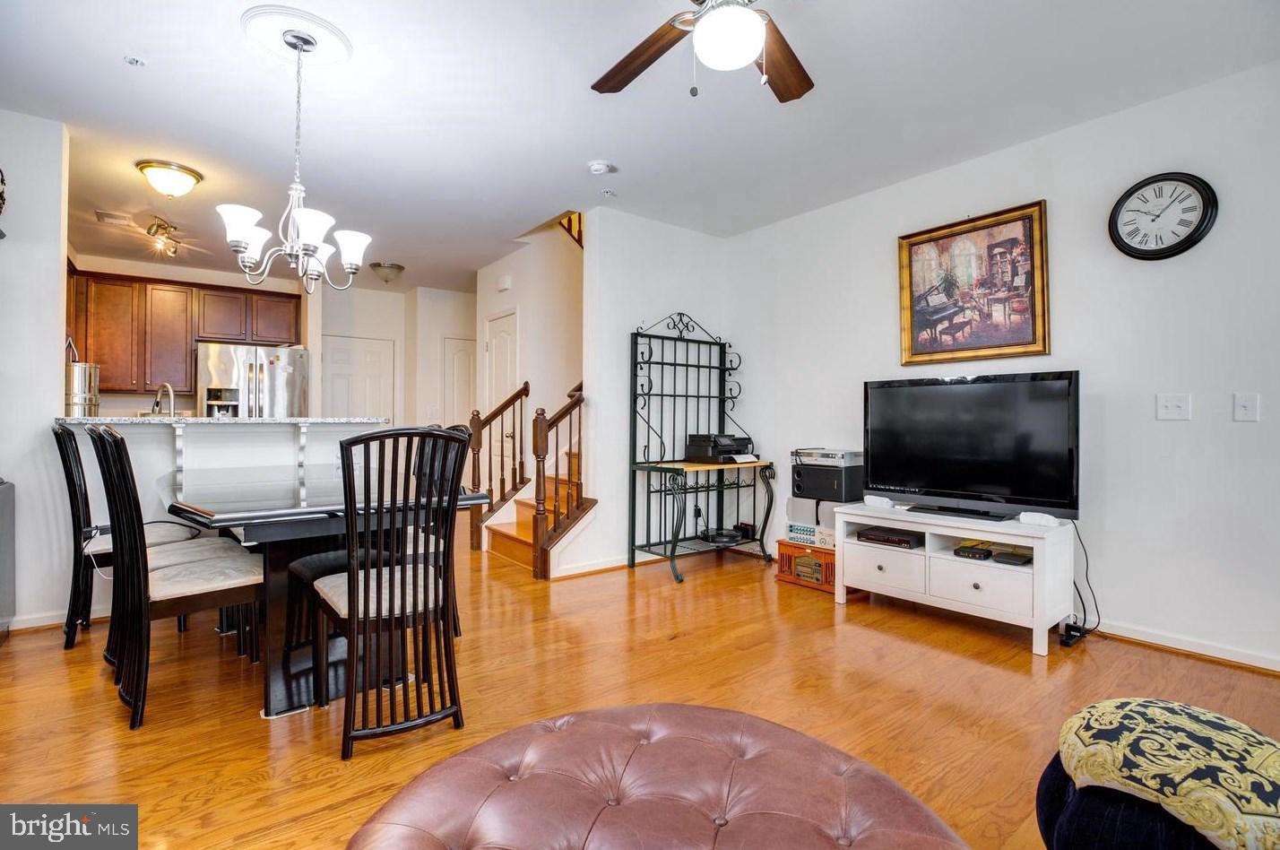 RESIDENCES AT CHERRY HILL - Residential Lease