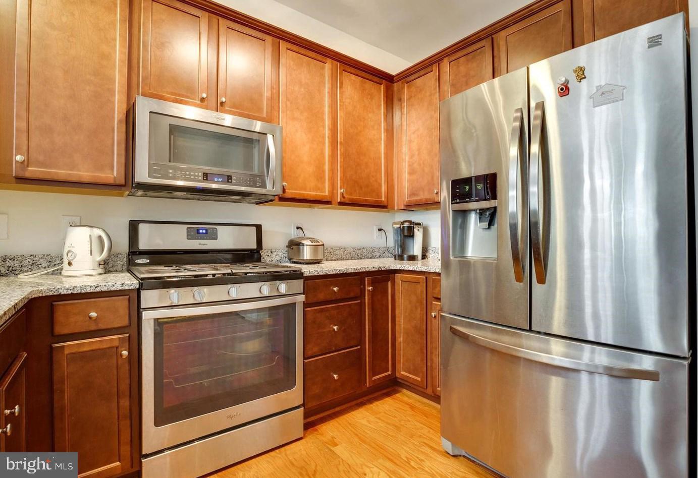 RESIDENCES AT CHERRY HILL - Residential Lease