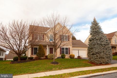 Photo of 54 Valerie Avenue, Ephrata, PA 17522 (MLS # PALA2044744)