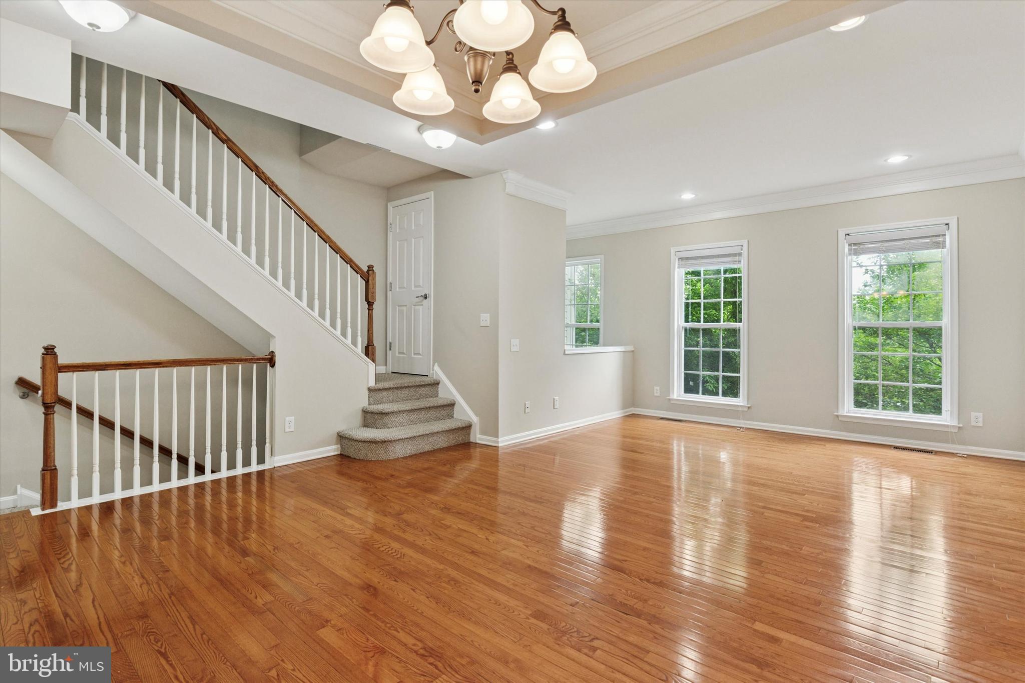216 HUDSON DRIVE