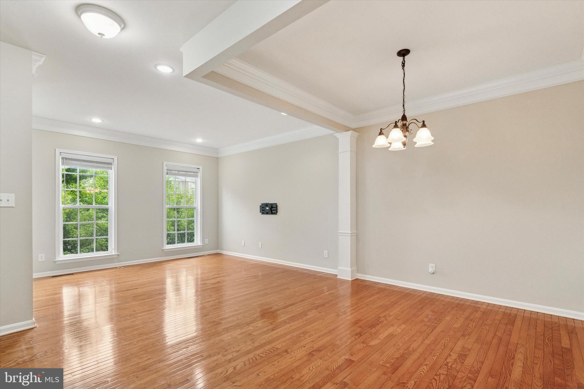 216 HUDSON DRIVE