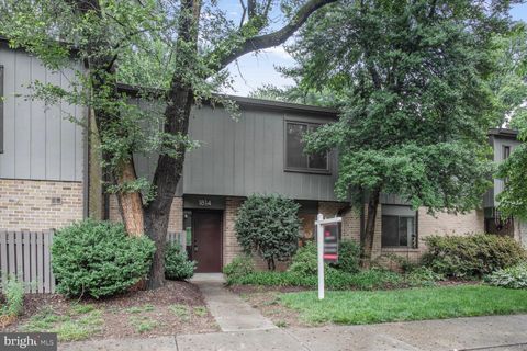 1814 IVY OAK SQUARE RESTON VA 20190