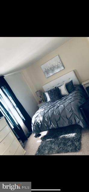 RIVERSIDE - Residential