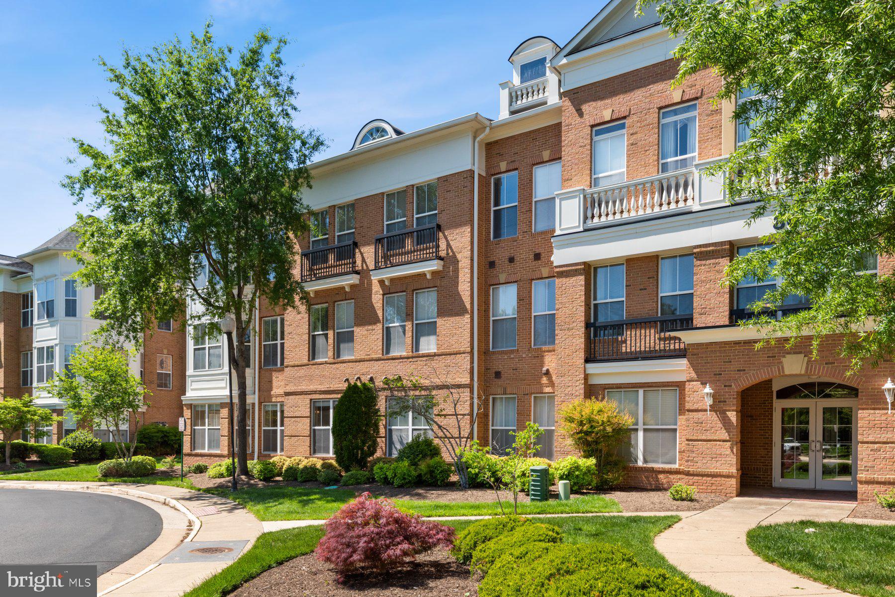 8600 LIBERTY TRAIL 102
