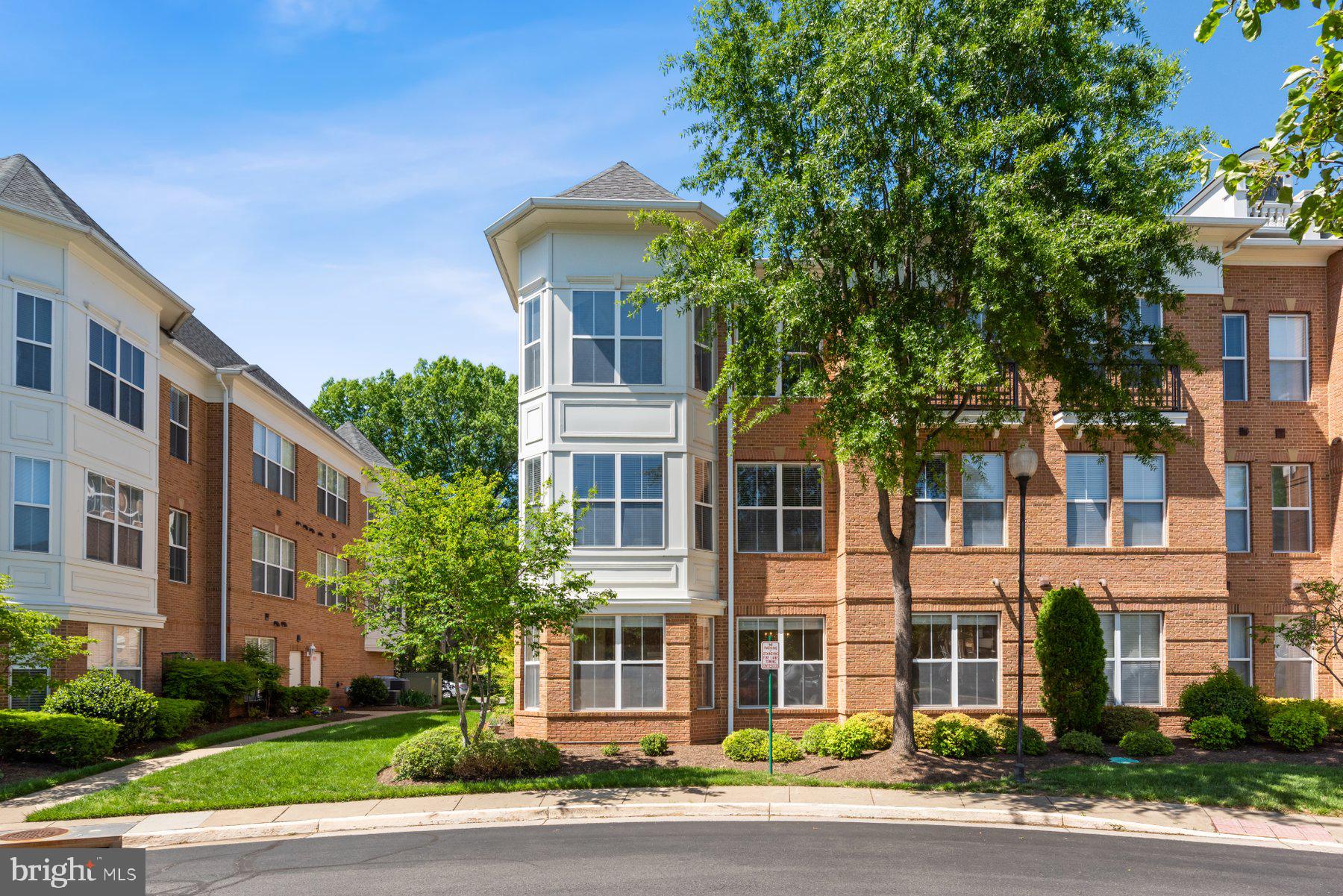8600 LIBERTY TRAIL 102