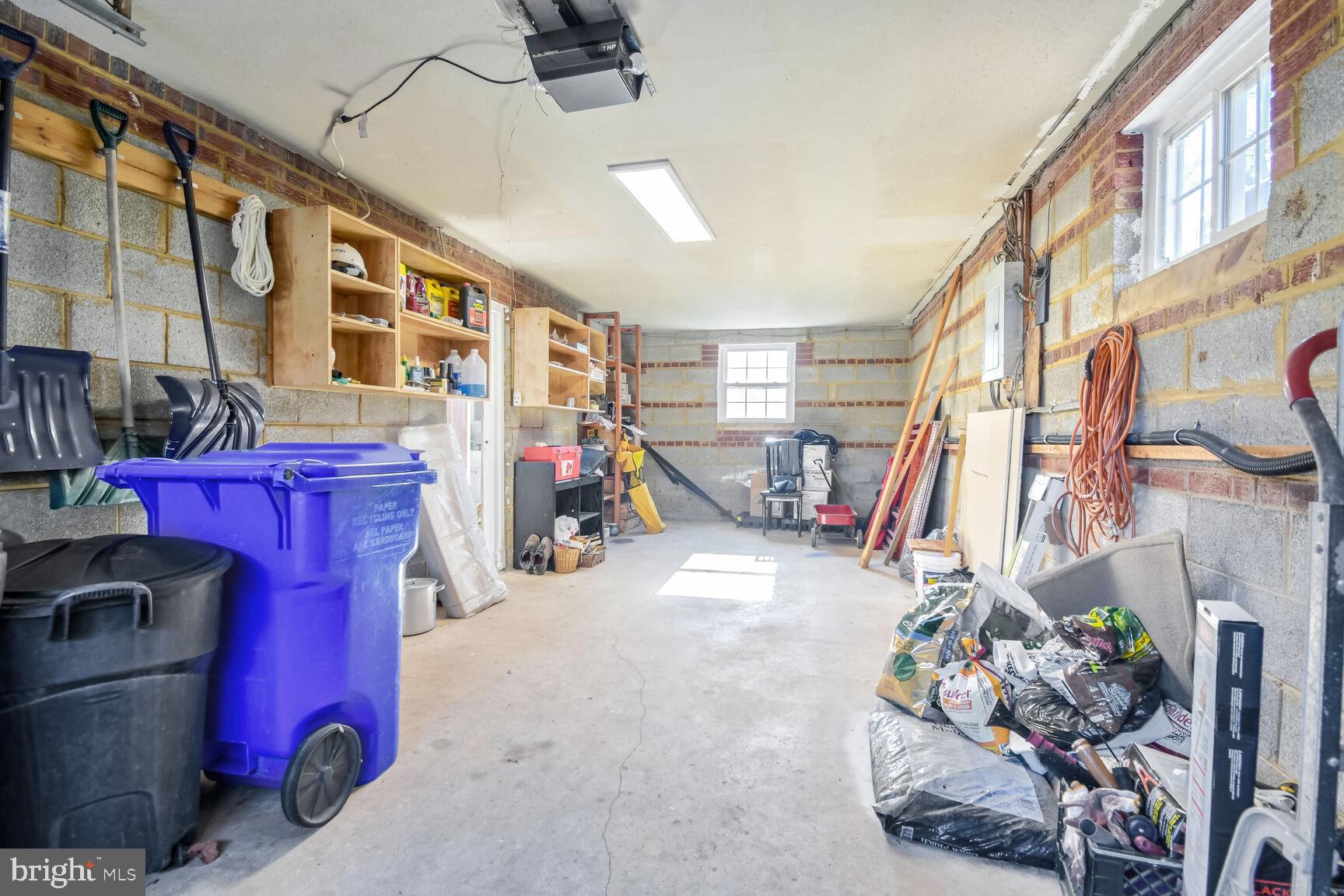 SPRINGBROOK - Residential