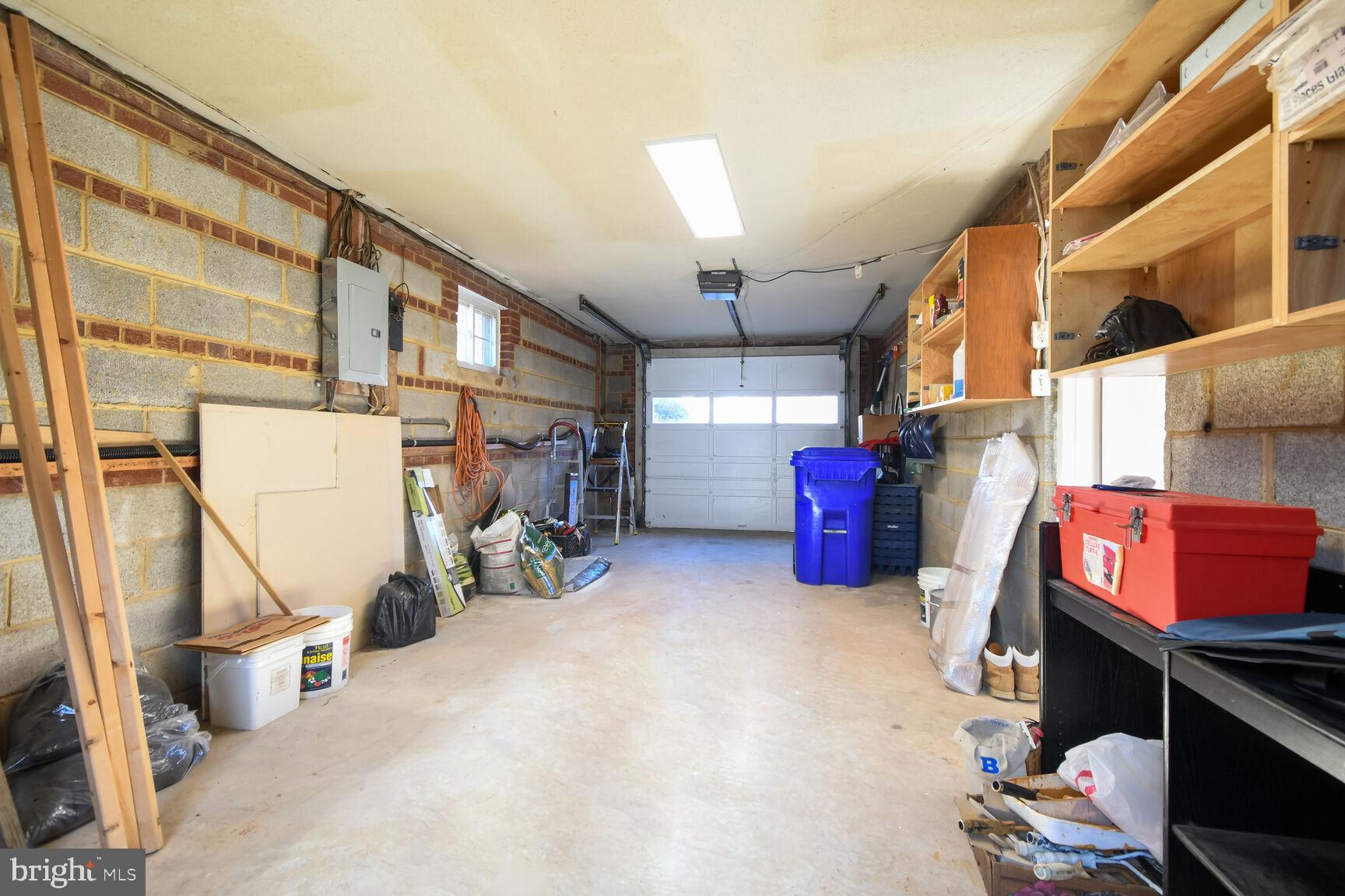 SPRINGBROOK - Residential