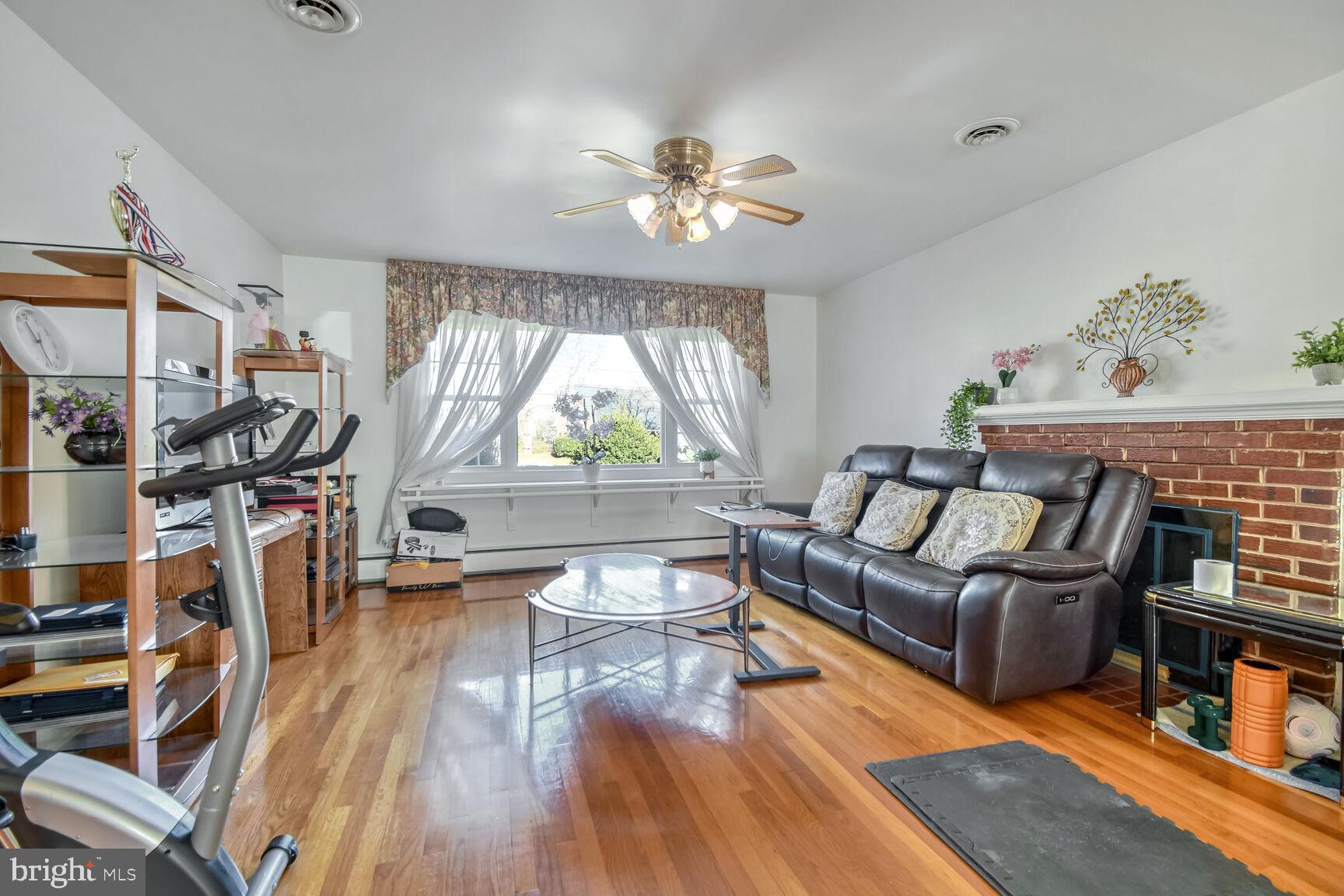 SPRINGBROOK - Residential