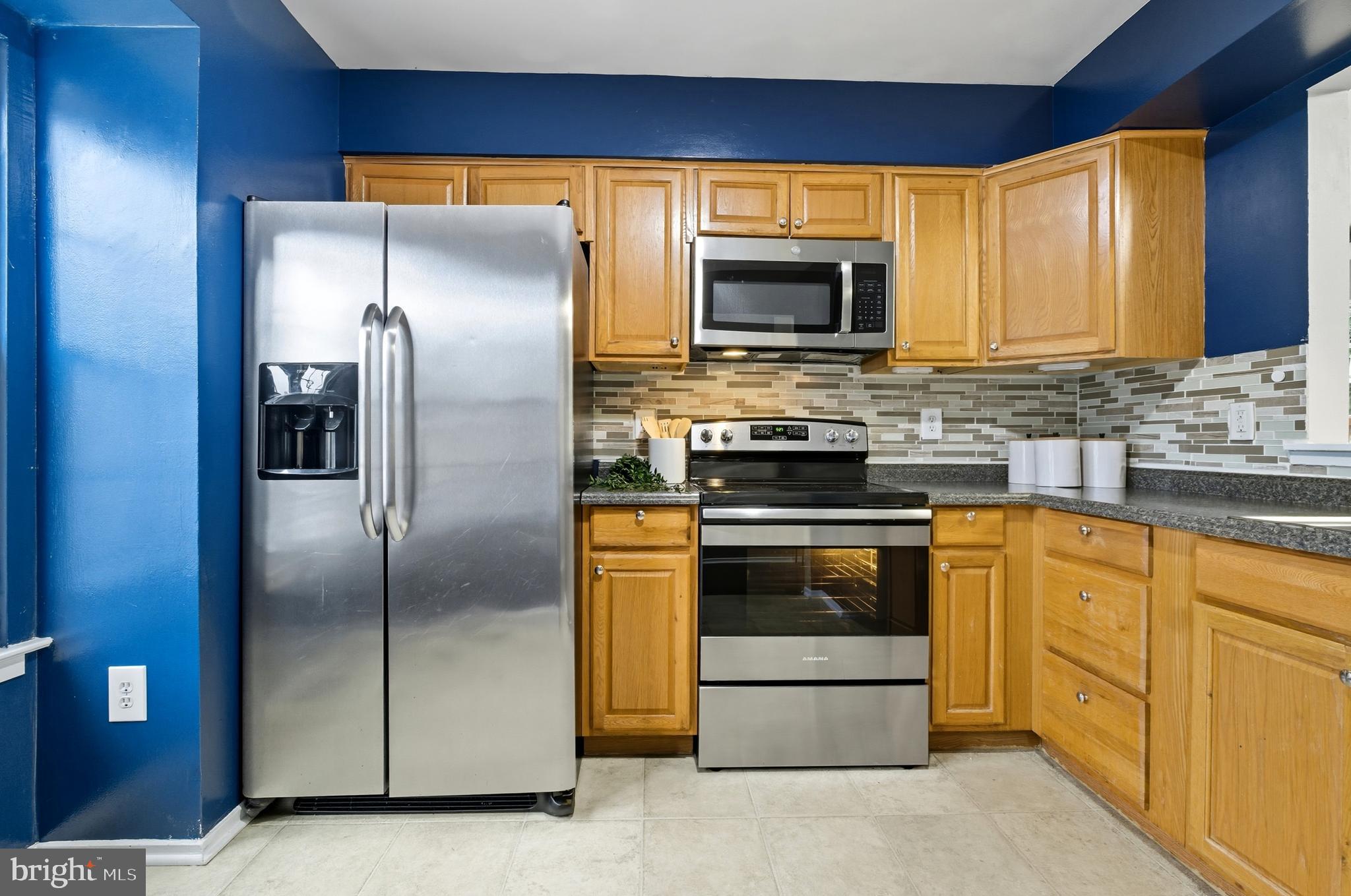 GUNNERS LAKE VILLAGE - Residential