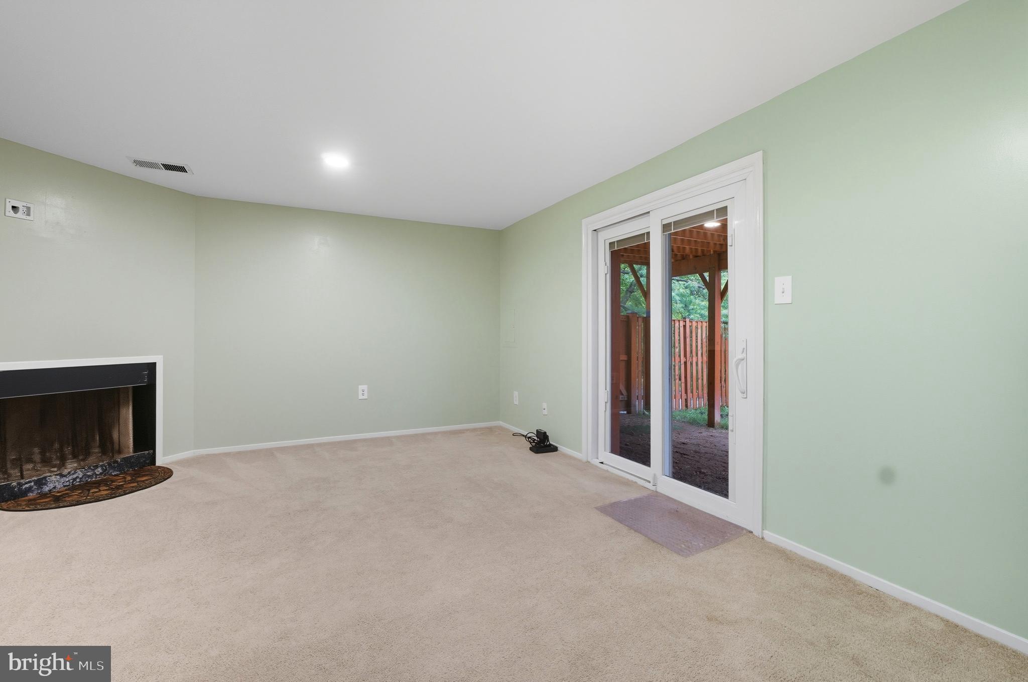 GUNNERS LAKE VILLAGE - Residential