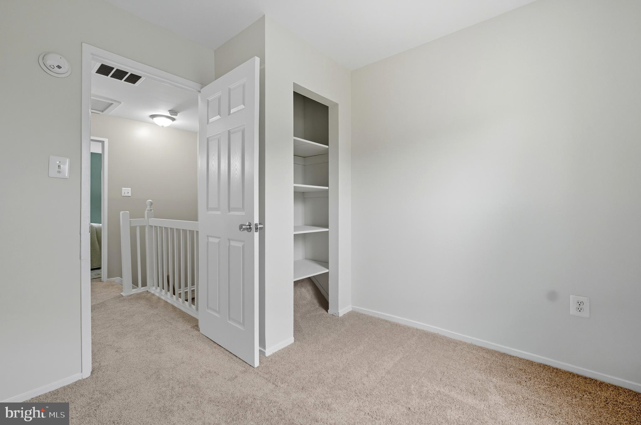 GUNNERS LAKE VILLAGE - Residential