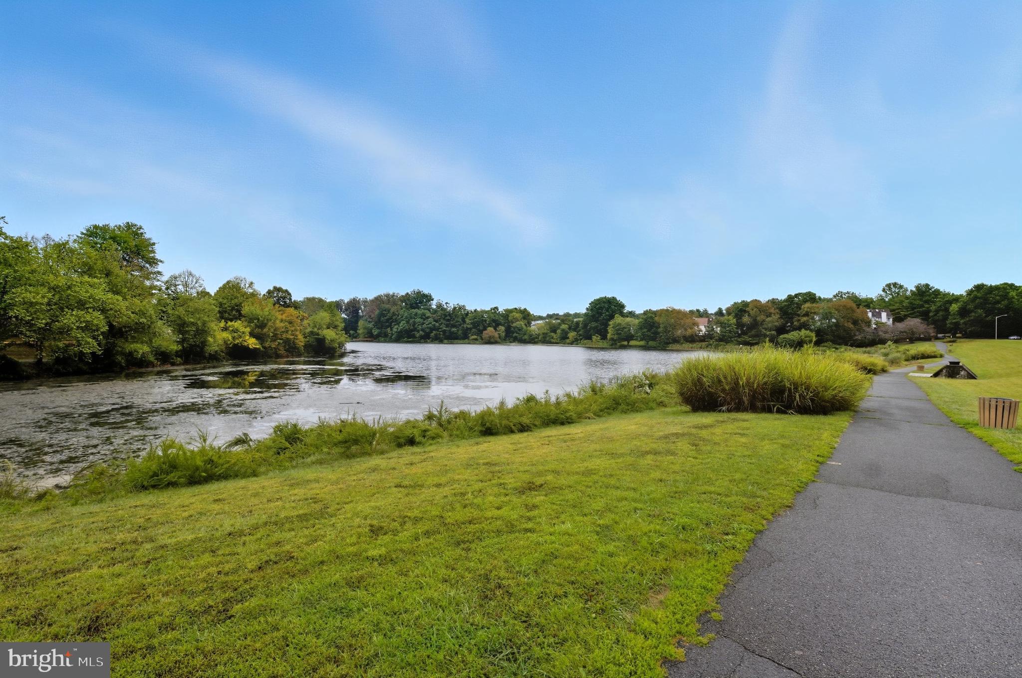 GUNNERS LAKE VILLAGE - Residential