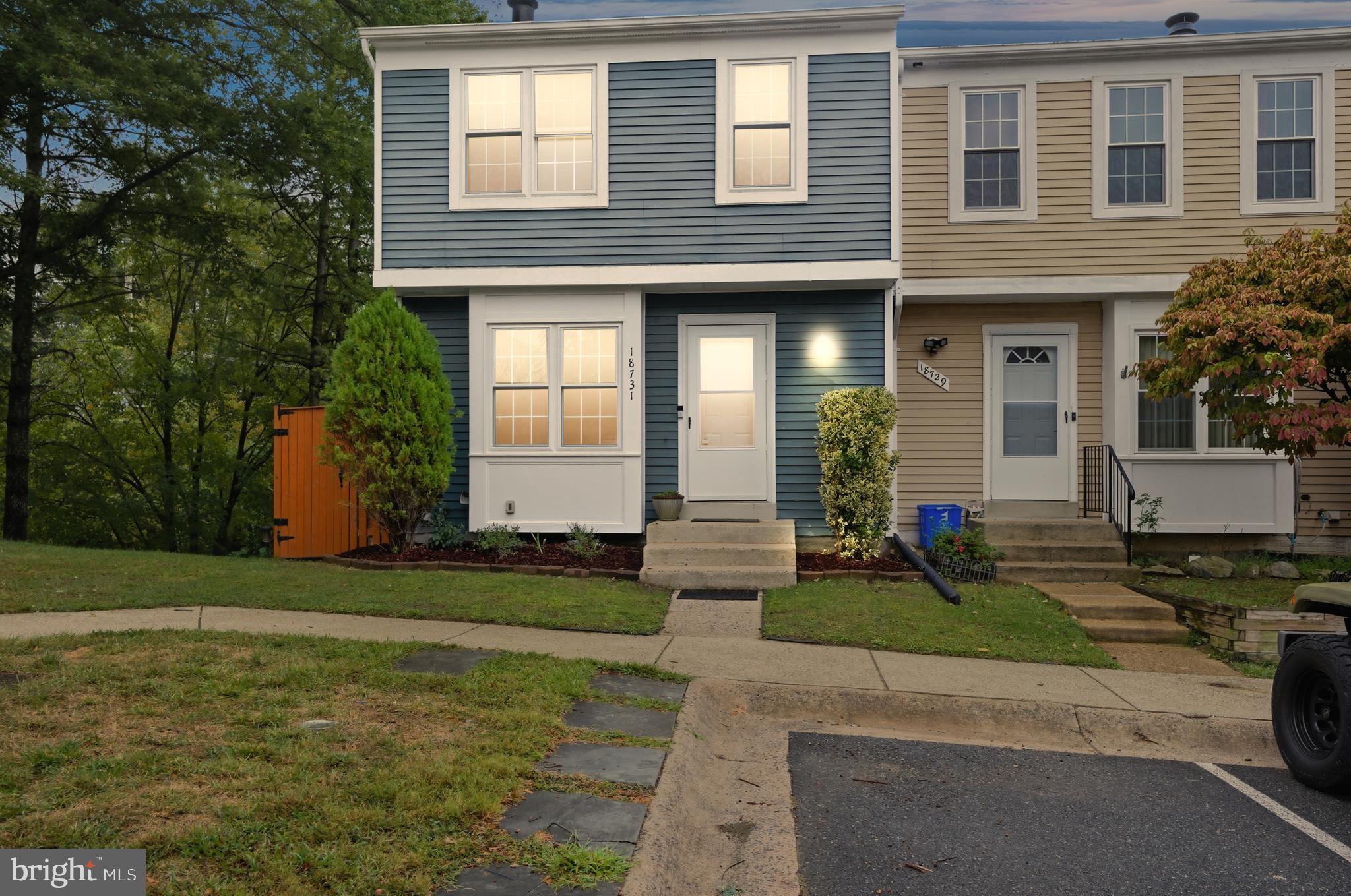 Welcome to 18731 Birdseye Drive, a beautifully maintained end-unit townhome in the heart of Germantown. Offering three bedrooms and three full bathrooms, this home features an open layout, modern updates throughout, and a spacious wraparound deck ideal for entertaining or simply enjoying the outdoors.
The main level includes a bright living and dining area that flows into the updated kitchen with stainless steel appliances. Step outside to the large deck overlooking the fully fenced yard, perfect for gatherings or quiet evenings at home. Upstairs, you’ll find three comfortable bedrooms and two full bathrooms, while the lower level offers a versatile open space with a full bath, laundry room, and walkout access to the backyard.
As an end unit, this property enjoys extra natural light and a slightly larger yard, creating a more open and airy feel. Recent updates include a new roof, expansive deck, updated windows, HVAC, luxury vinyl plank flooring, hot water heater, and sliding glass doors on both the basement and main levels.
With its inviting layout, thoughtful upgrades, and convenient location, this move-in ready home is a wonderful opportunity in Germantown.