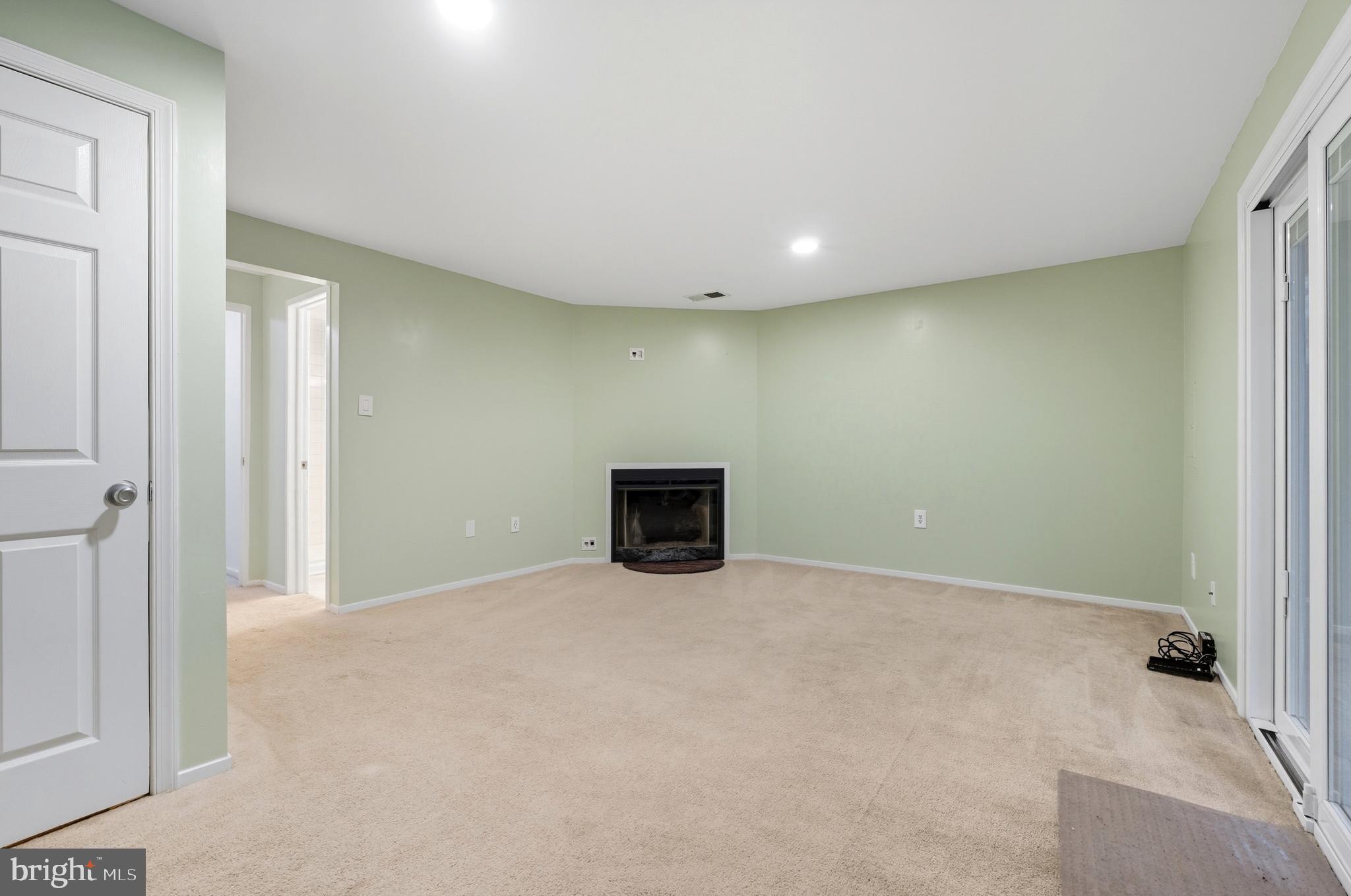 GUNNERS LAKE VILLAGE - Residential