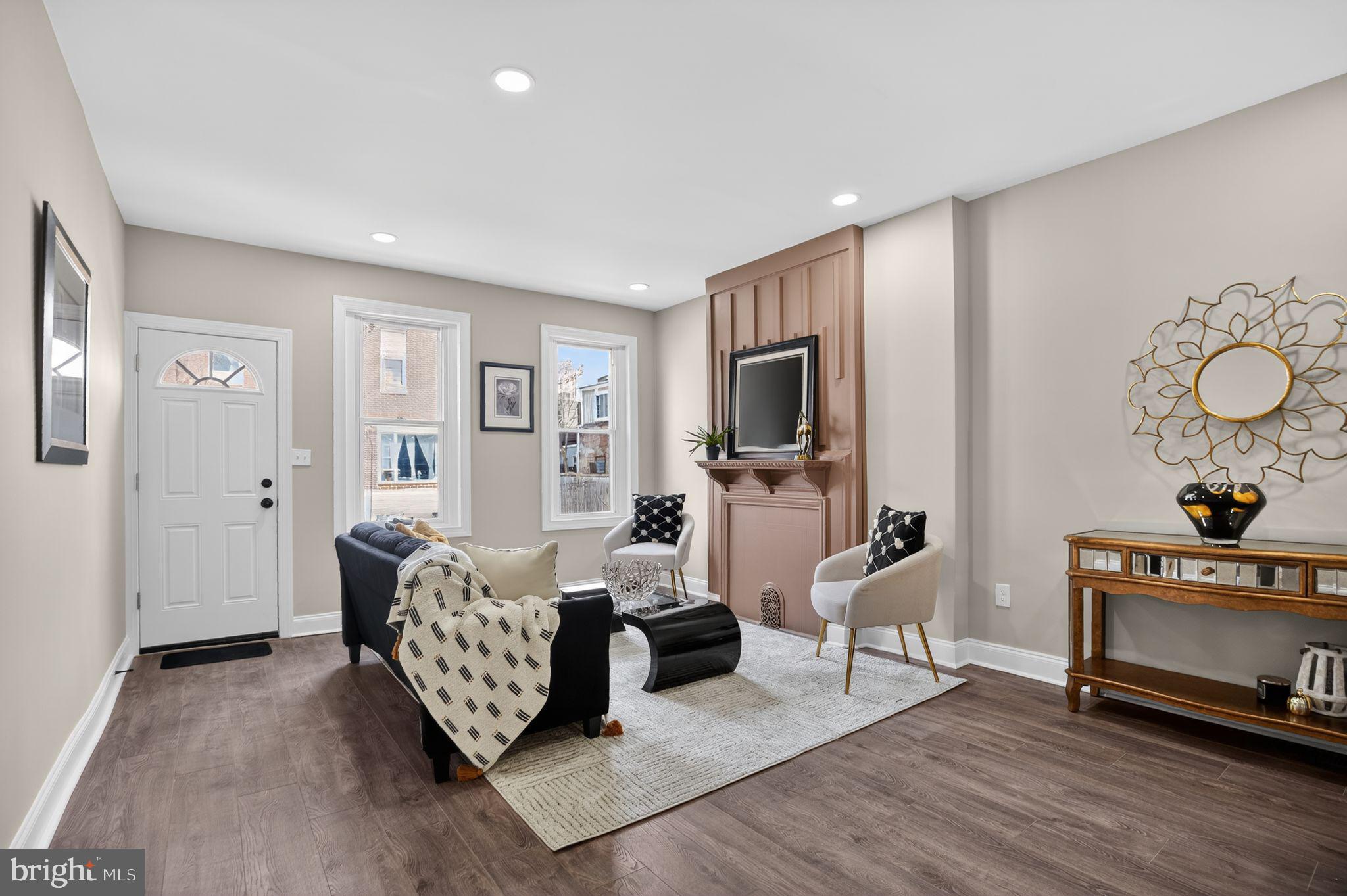 POINT BREEZE - Residential