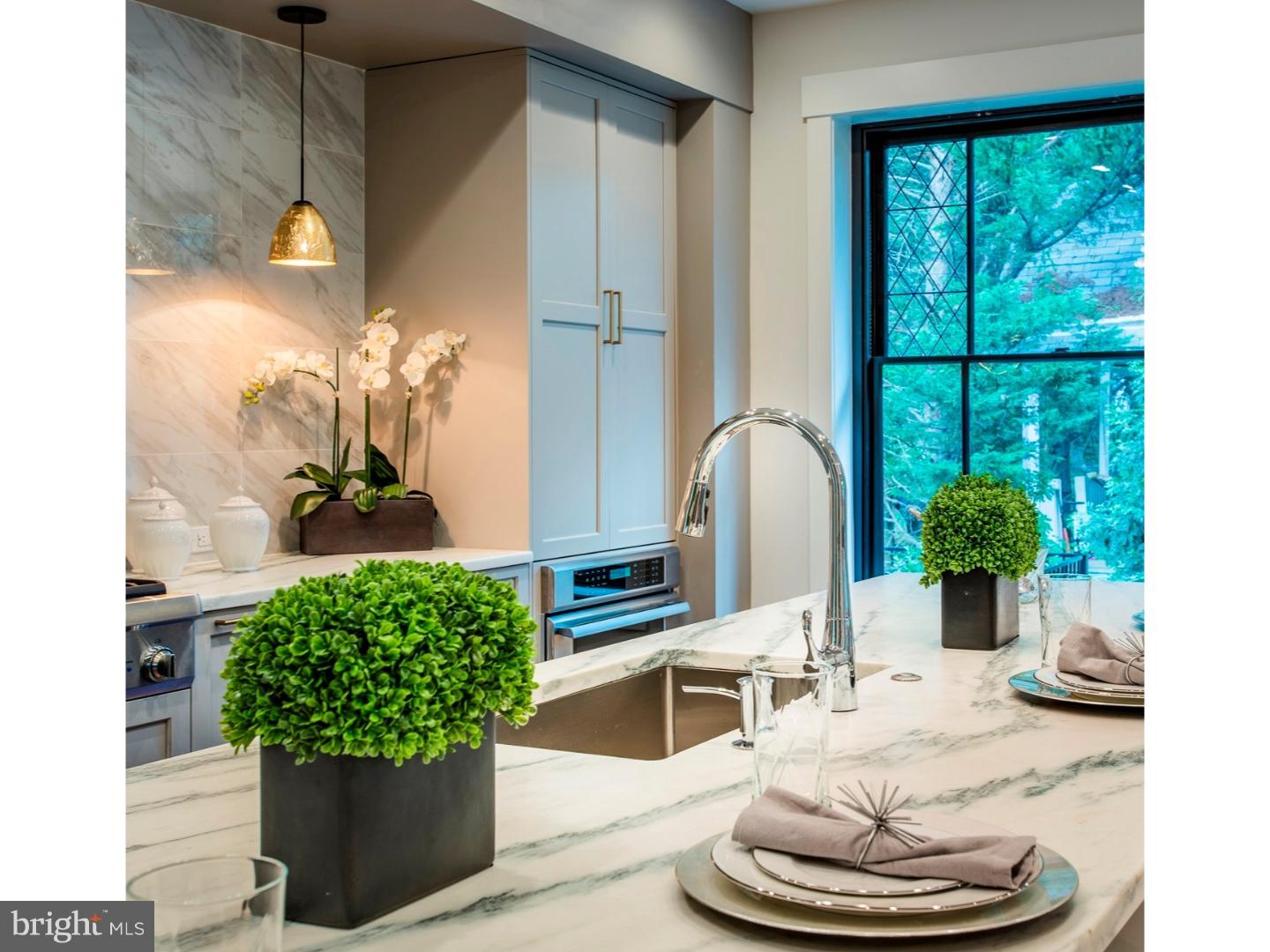 SOUTH WAYNE - Residential