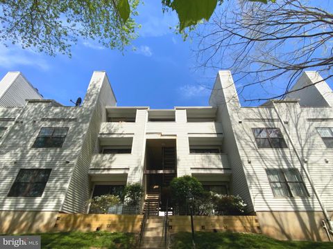 1647 CARRIAGE HOUSE TERRACE E SILVER SPRING MD 20904