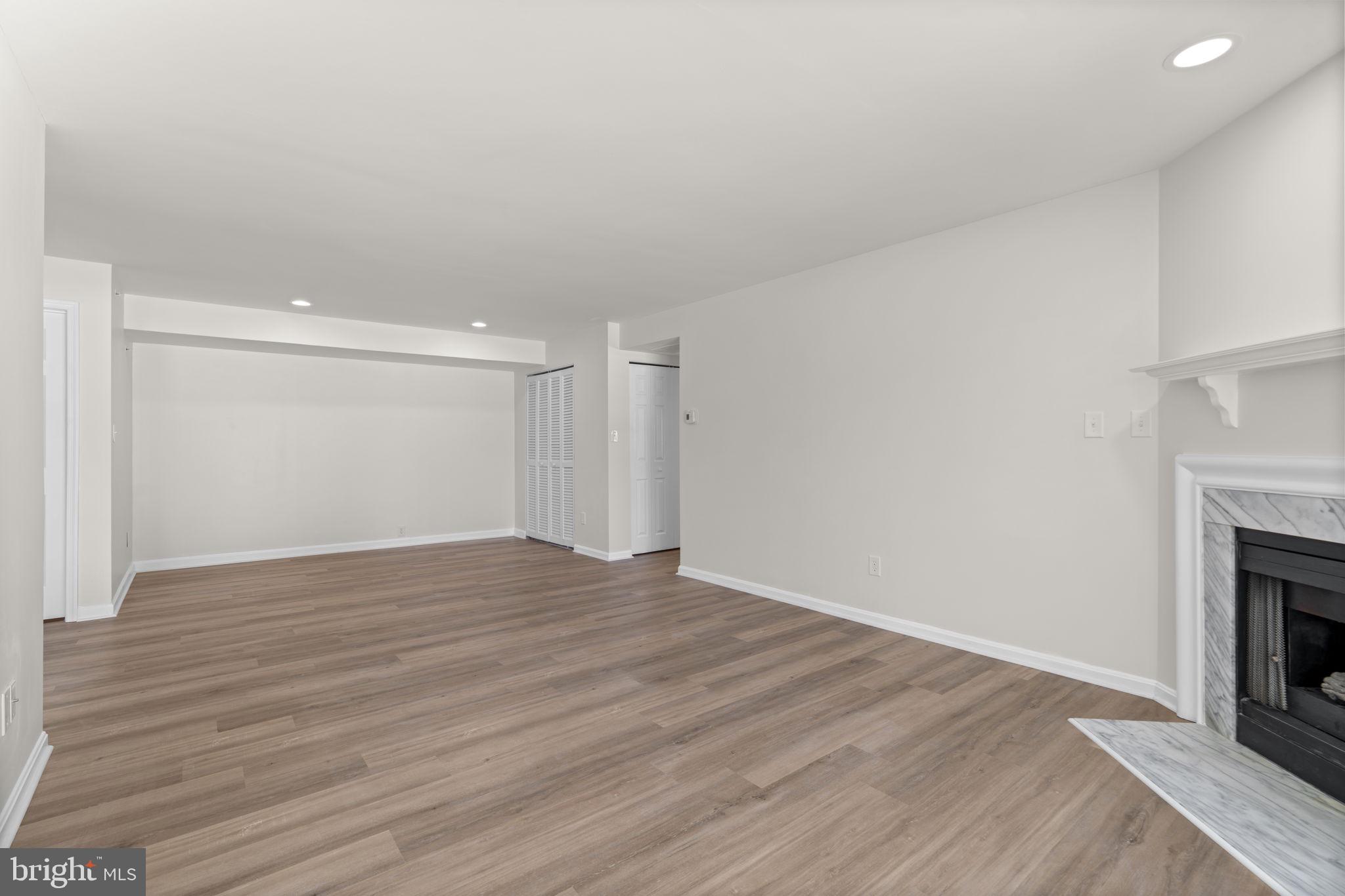 WEXFORD GARDEN CONDOMINIUMS - Residential