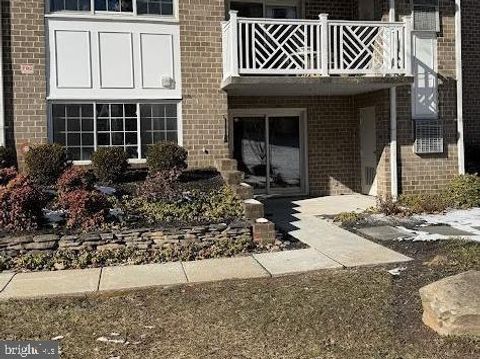 Photo of 6 Bandon Court #104, LUTHERVILLE TIMONIUM, MD 21093 (MLS # MDBC2150656)