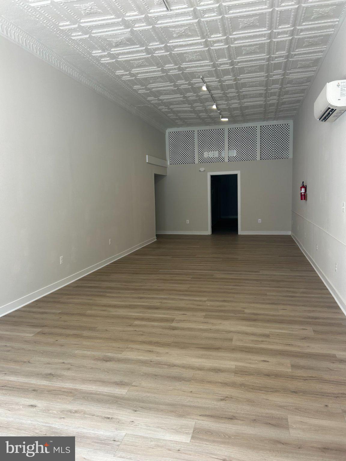 23 W POTOMAC STREET