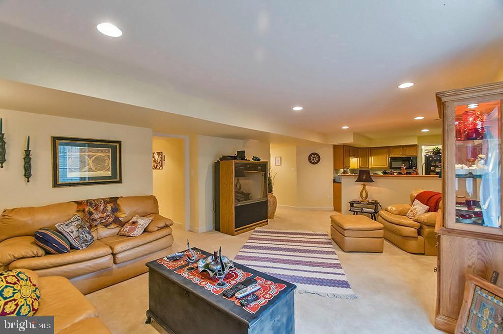 WASHINGTON TRAIL - Residential