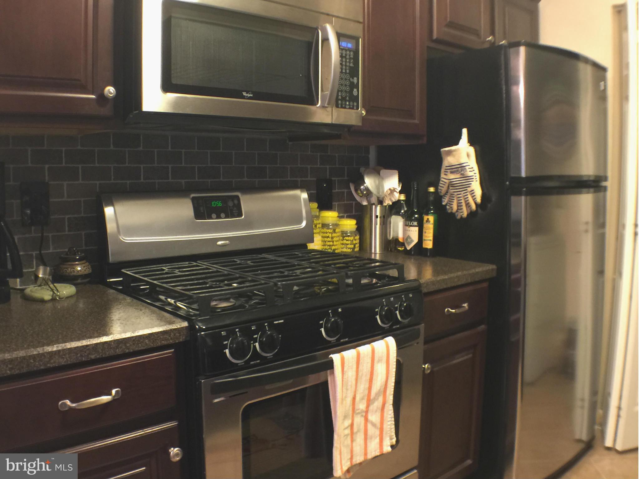 STRATFORD - Residential