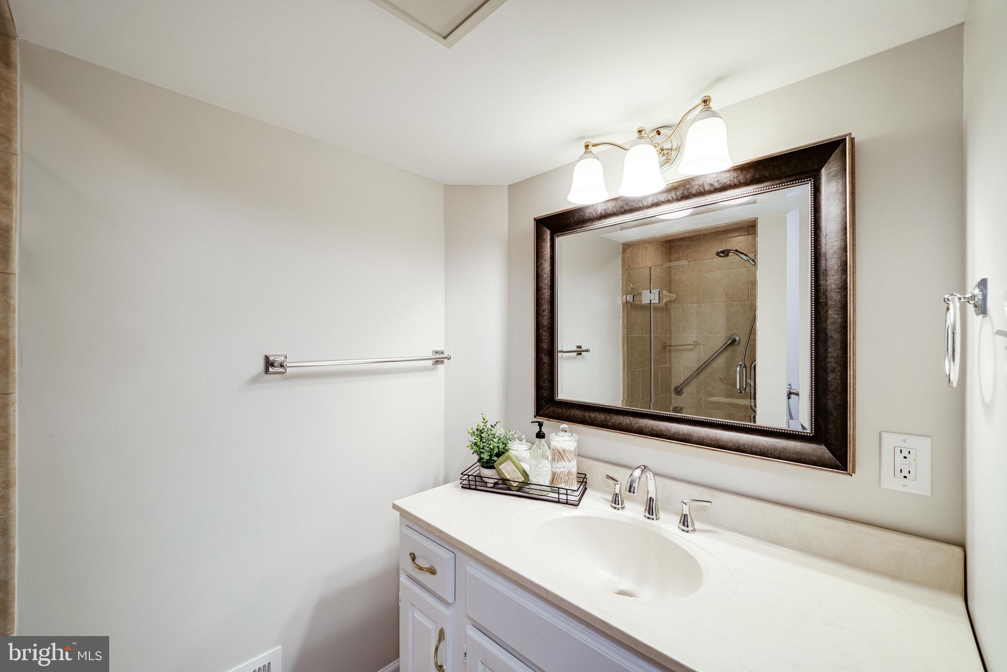 BROOKLAND ESTATES - Residential