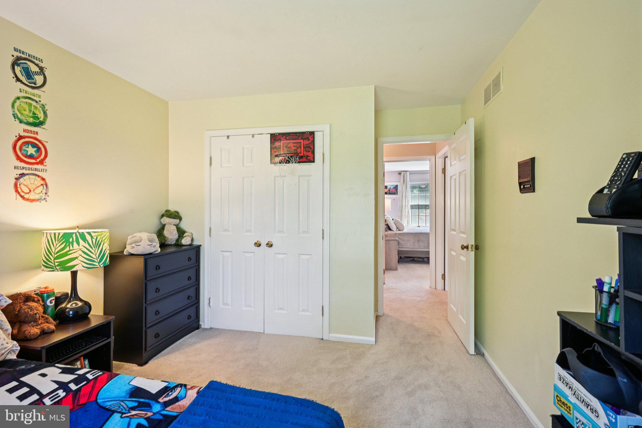 MAKEFIELD RIDGE - Residential