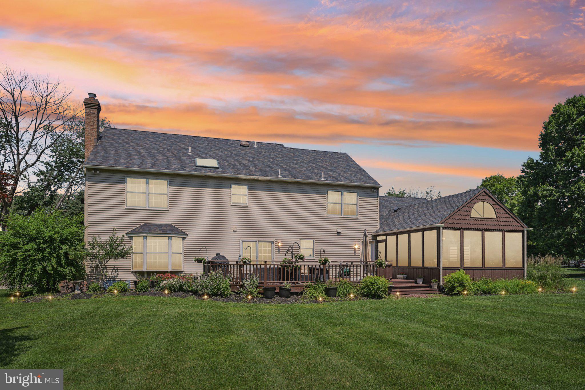 MAKEFIELD RIDGE - Residential