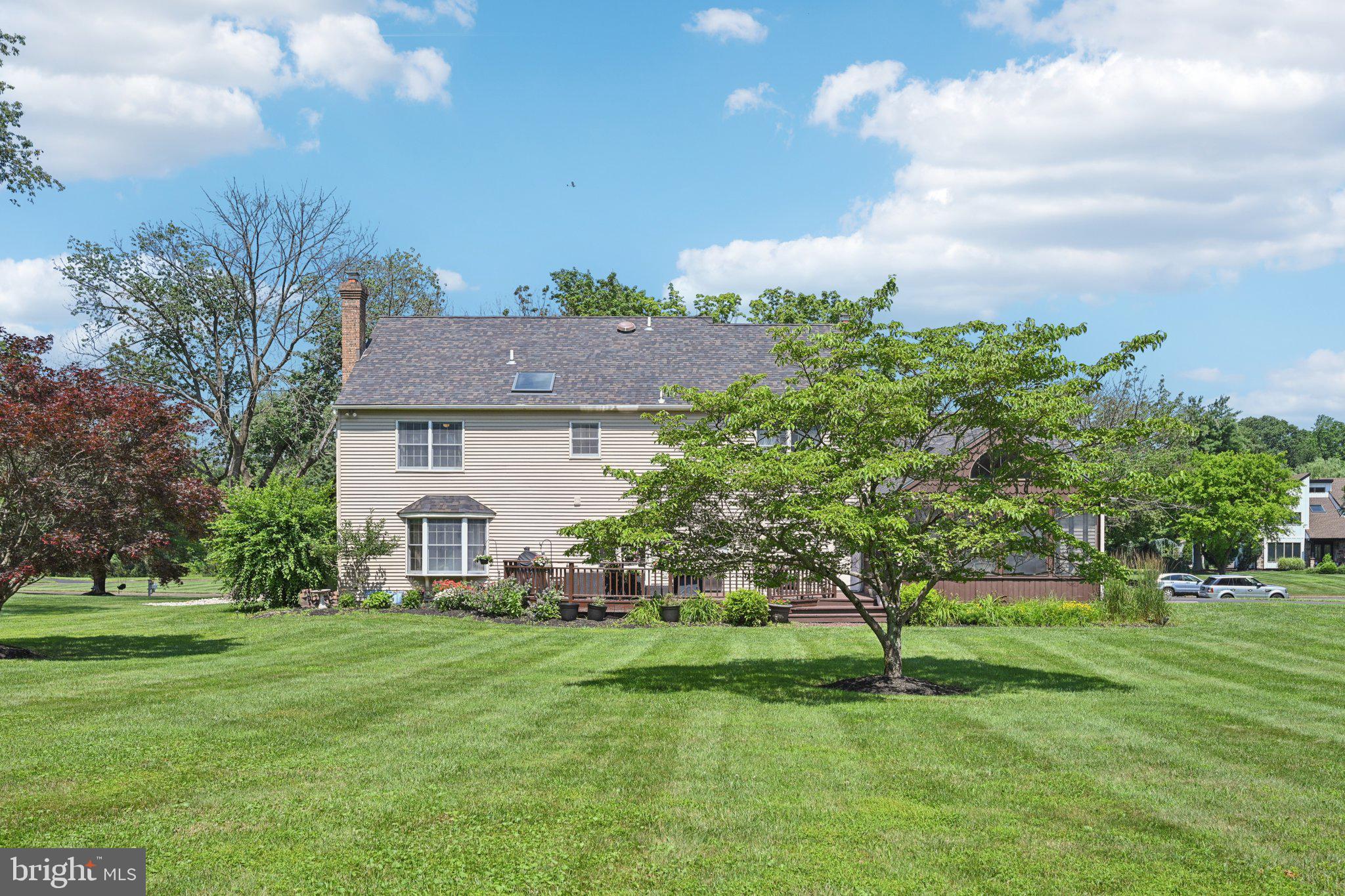 MAKEFIELD RIDGE - Residential