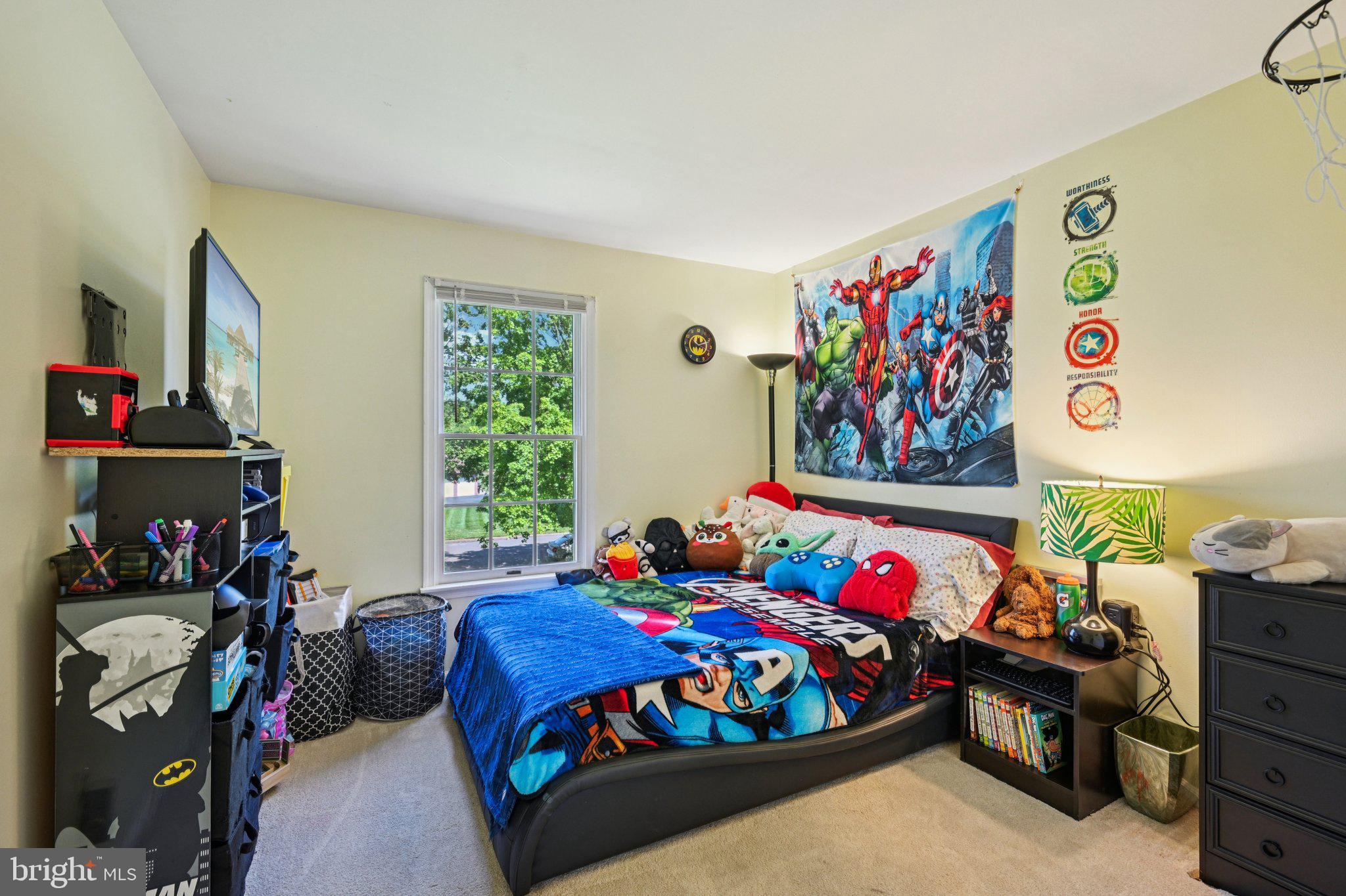 MAKEFIELD RIDGE - Residential