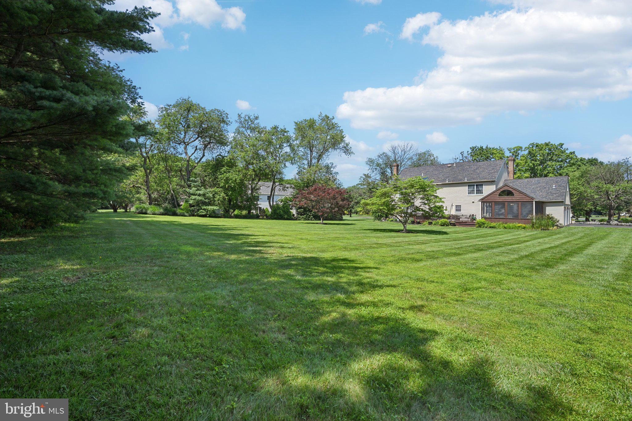 MAKEFIELD RIDGE - Residential