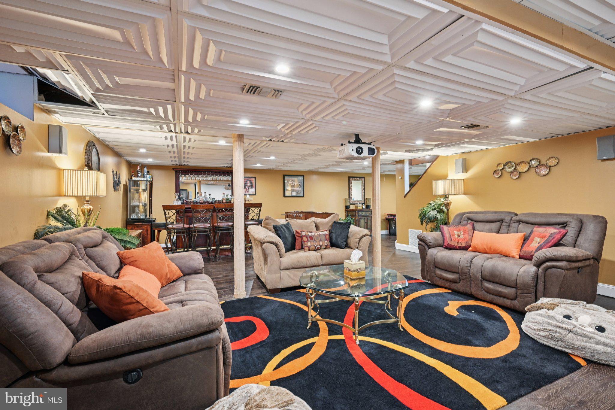 MAKEFIELD RIDGE - Residential